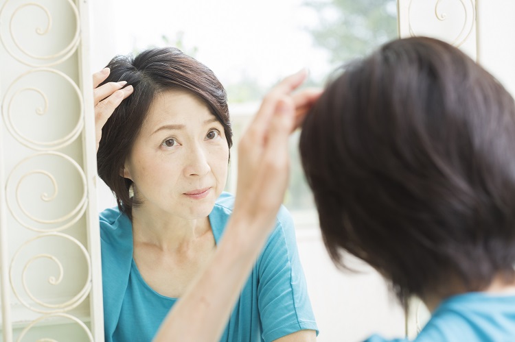 女性の抜け毛薄毛対策におすすめ！ヘアフィラーの効果とは